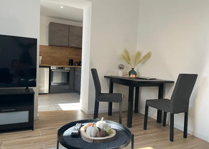 Gutshof Von Gemuenden 2 *